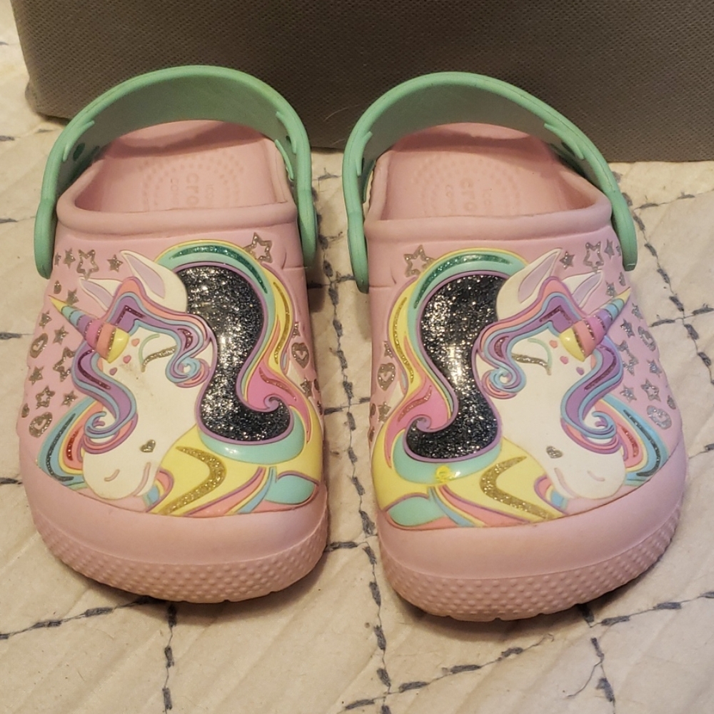 Unicorn crocs size 9 toddler girl slip on sandals